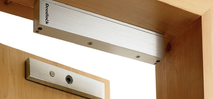 Magnetic lock installation Bonita